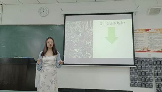 白板上画着画描述已自动生成